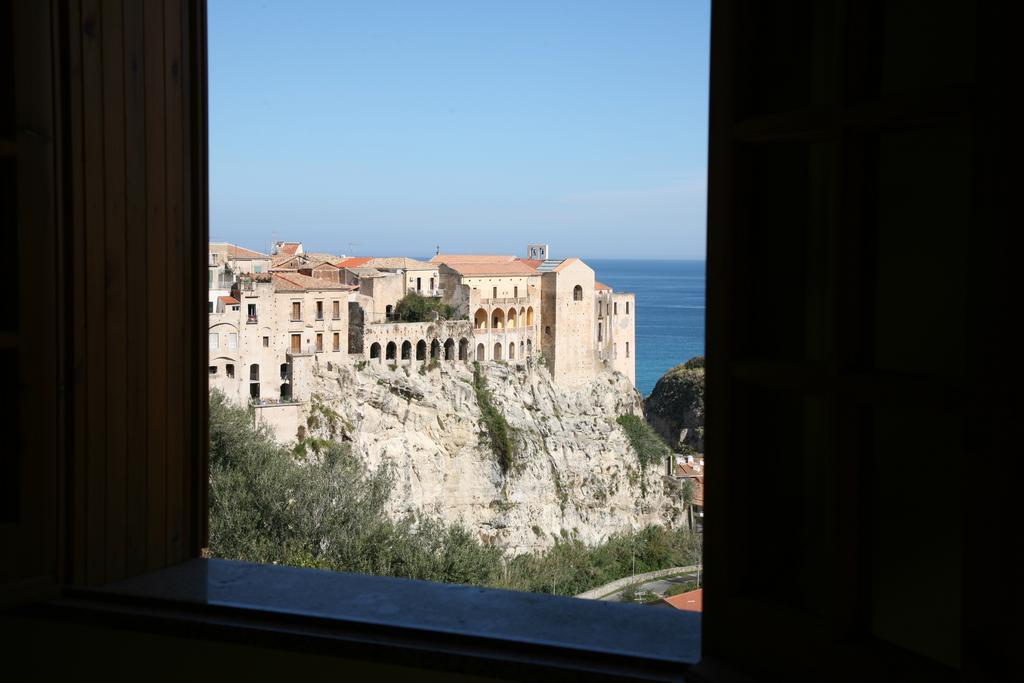 Mansarda Villa Alf Di Vito Tropea Phòng bức ảnh