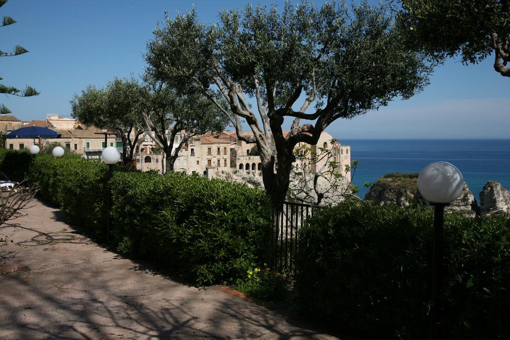 Mansarda Villa Alf Di Vito Tropea Phòng bức ảnh